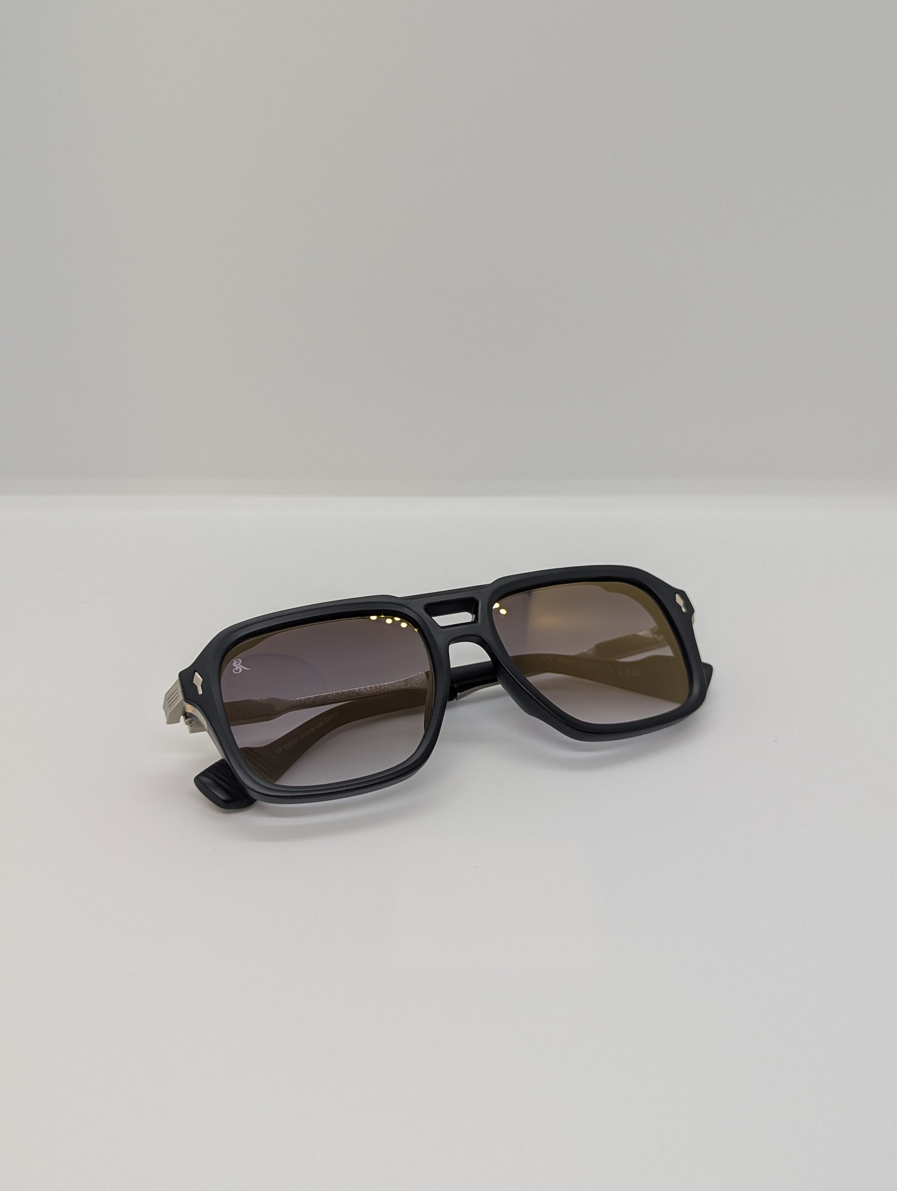 Midnight S Black / Gold