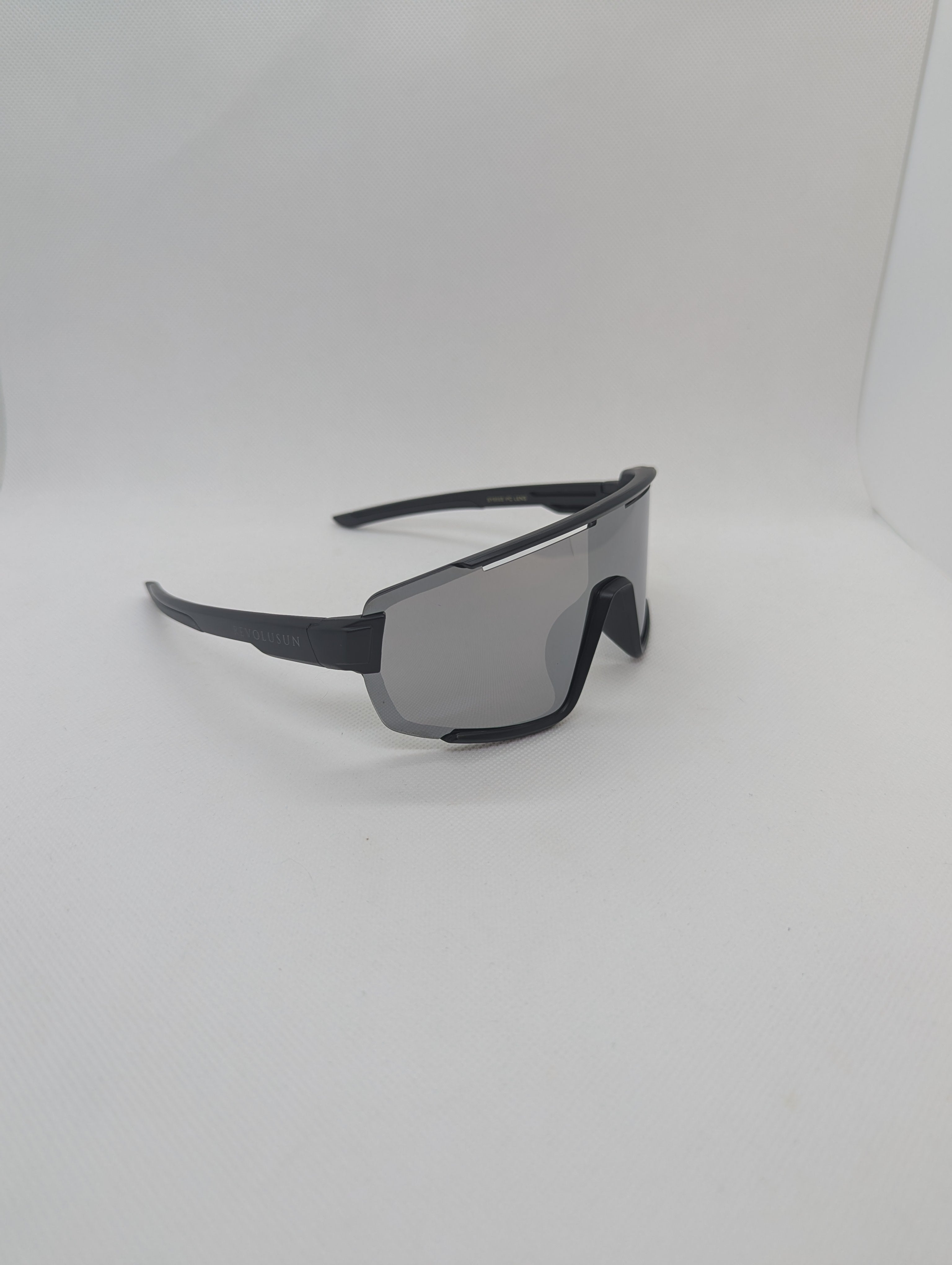 Underground Silver & Black