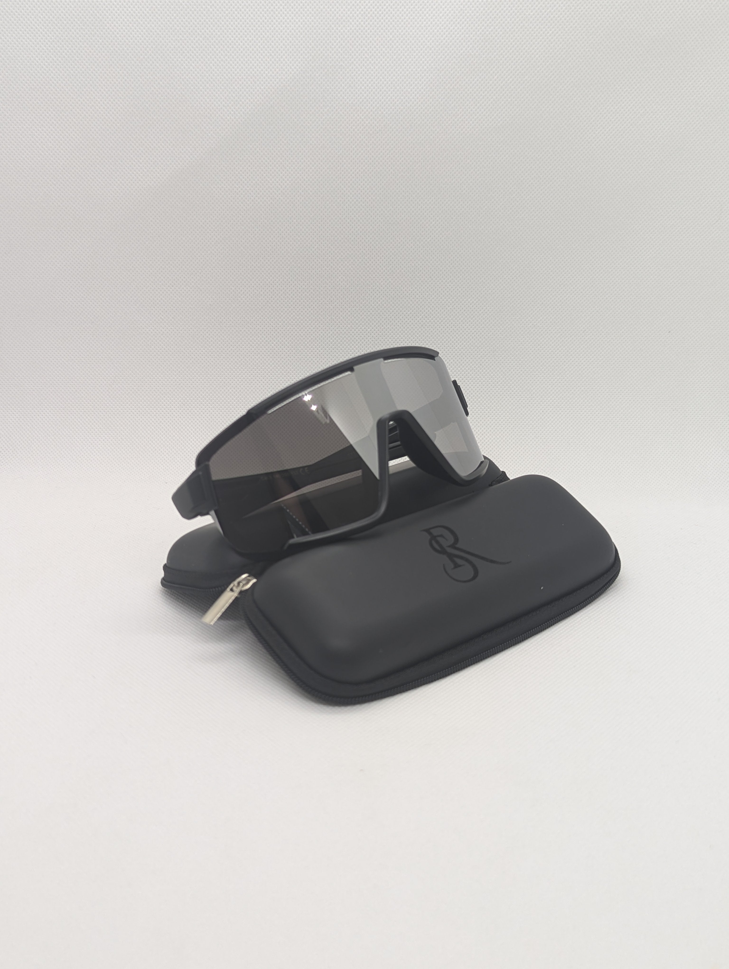 Underground Silver & Black
