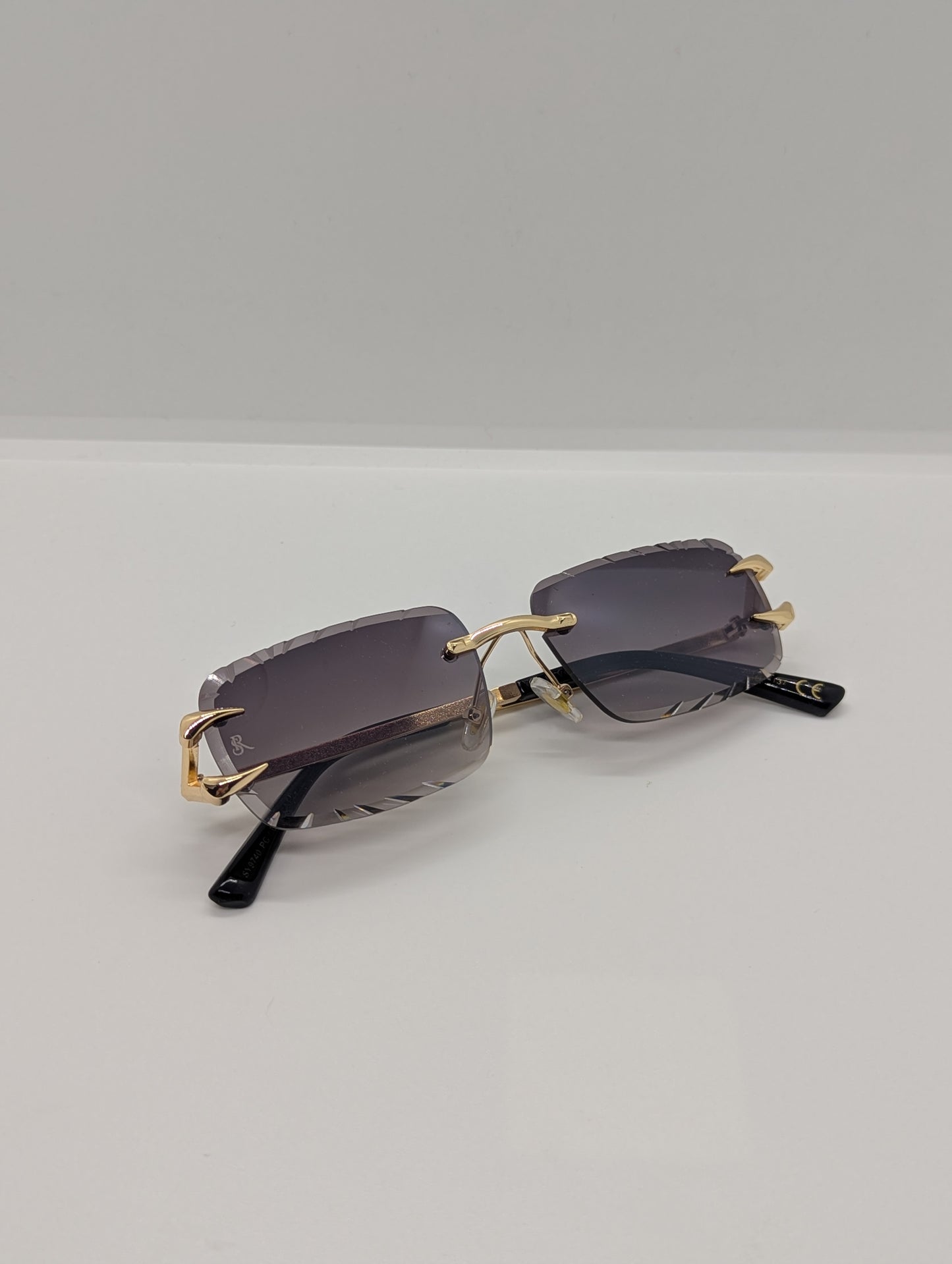 Diamond Grey / Gold