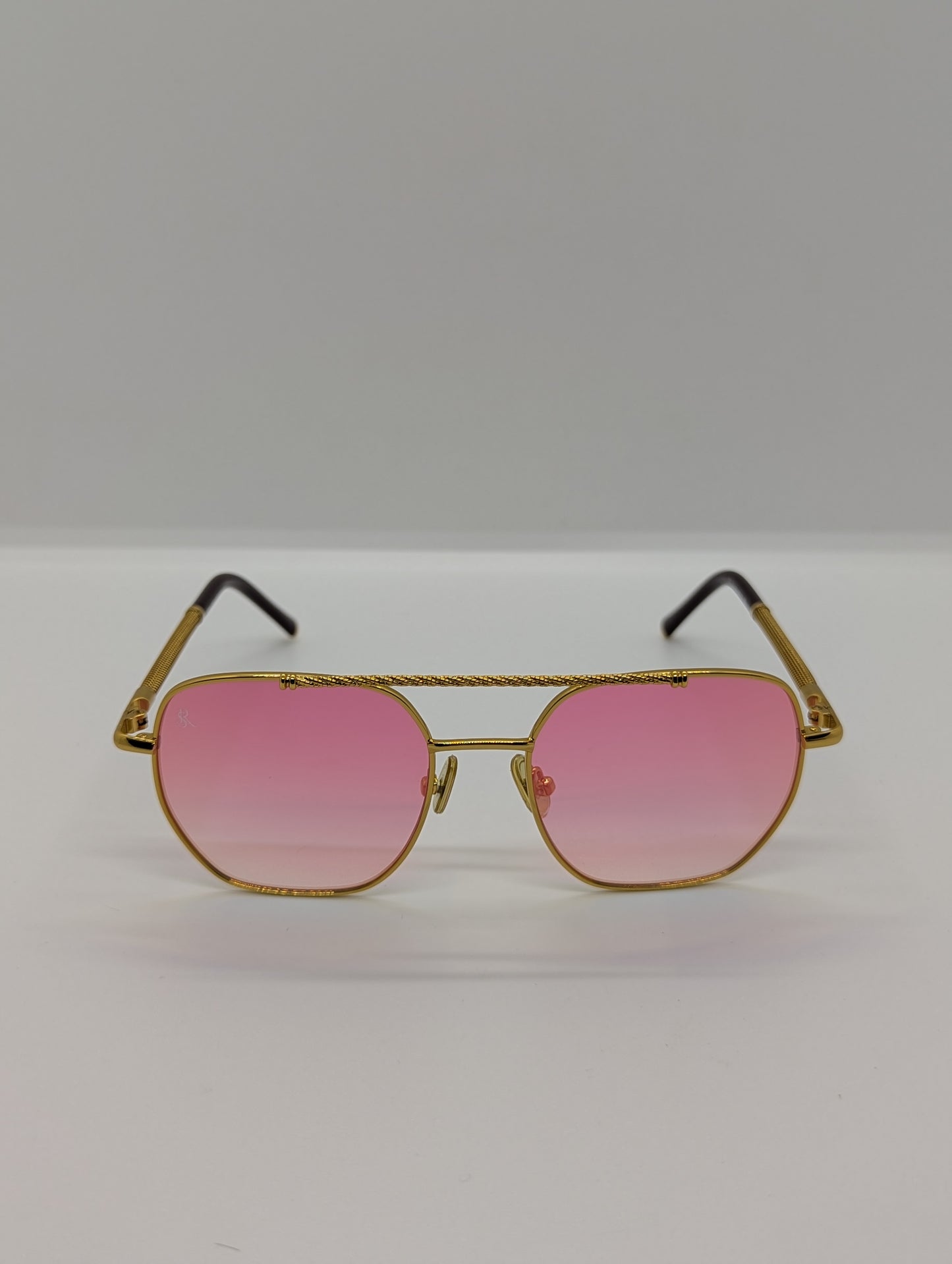 Hilton Jonh Gold / Pink