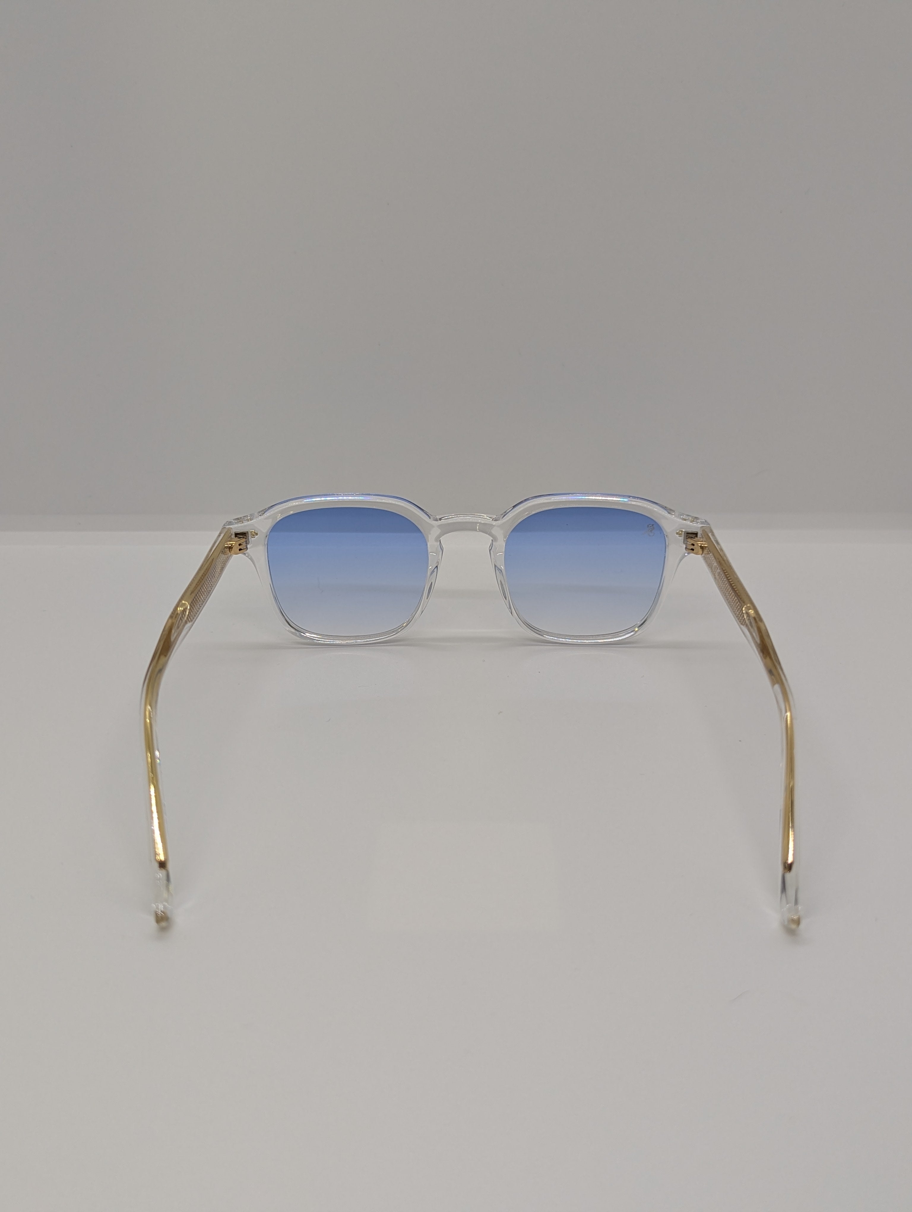 DREAM Gold / Blue light