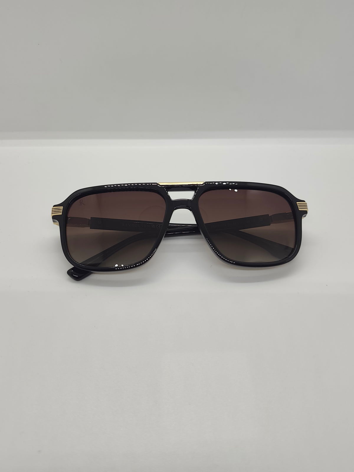 Naroviano Black / Gold