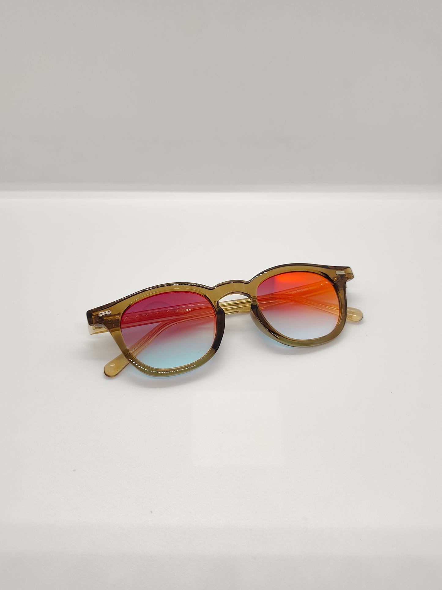 Dream F Red flash Brown